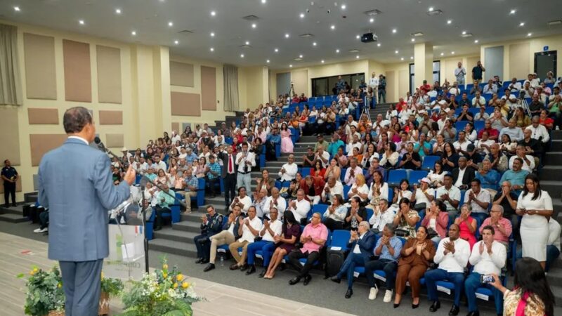 Antonio Marte Refuerza su Alianza con el Gobierno de Abinader