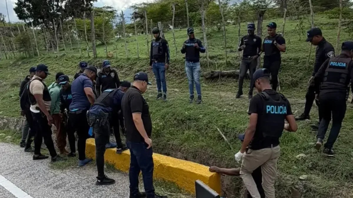 Policía Nacional Recupera Celulares Robados y Detiene a Dos Jóvenes en San Juan