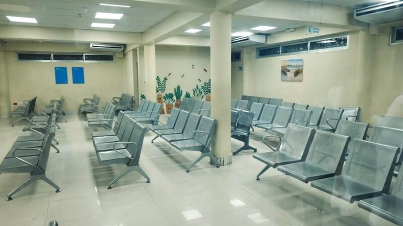 Huelga Médica Afecta Servicios en Hospitales de Santo Domingo y Barahona