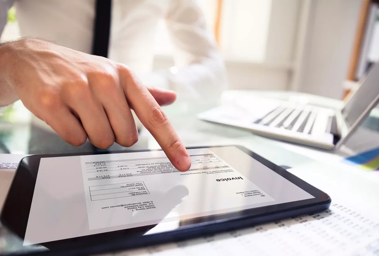 Obligatoria la Facturación Electrónica para Grandes y Medianos Contribuyentes desde Noviembre