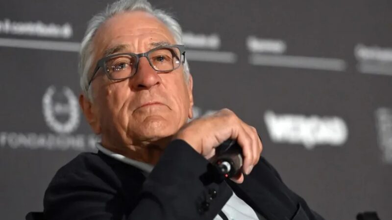 Robert De Niro Critica Fuertemente a Donald Trump en Evento Público