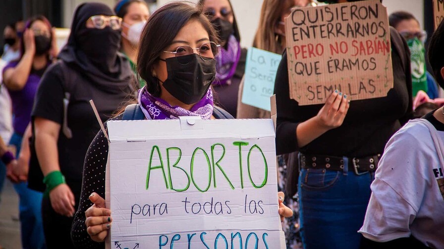 Aborto en Tres Causales: Un Debate que Exige Realismo y Empatía