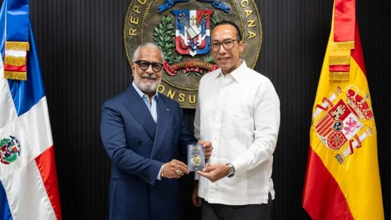 Consulado Dominicano en Madrid Lanza Pasaporte Electrónico para Residentes en España