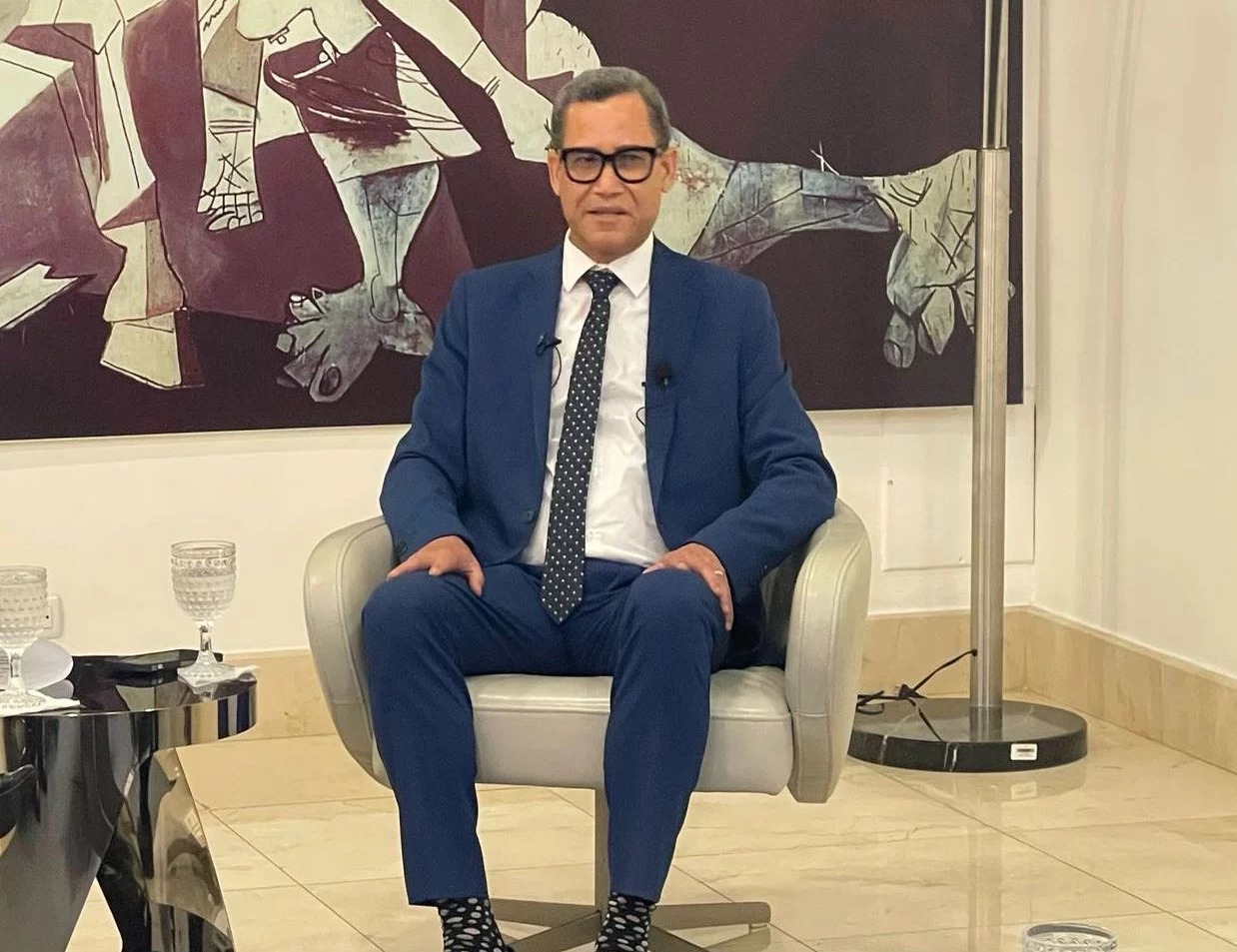 Ministro de Trabajo Aboga por Derechos Laborales en la Economía Digital