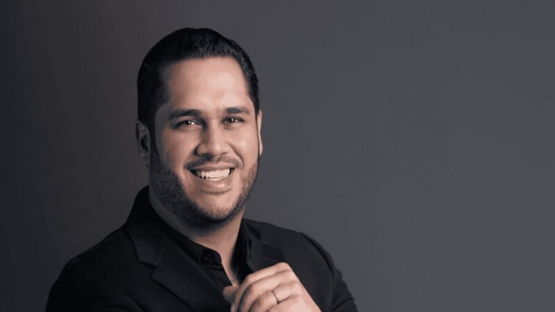 Juan Carlos Pichardo Jr. se Retira de ‘Bemberé’ por Compromisos Profesionales