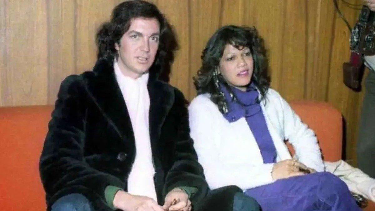 El Legado Musical de Camilo Sesto en la Voz de Ángela Carrasco