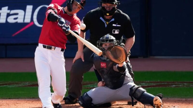 Petey Halpin Lleva a los Guardians a la Victoria con Jonrón Decisivo