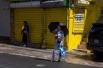 Lluvias y Vientos Azotan La Vega: Daños en Tendido Eléctrico y Alerta Verde