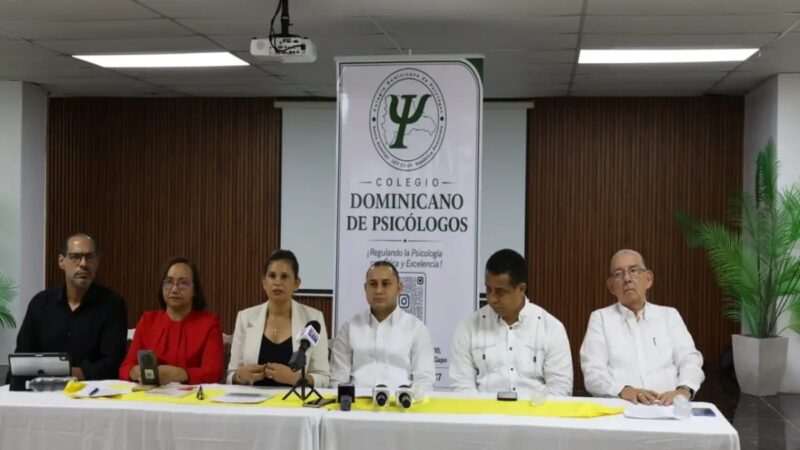 Psicólogos Dominicanos Exigen Refuerzo en Atención Primaria para Prevenir Crisis de Salud Mental