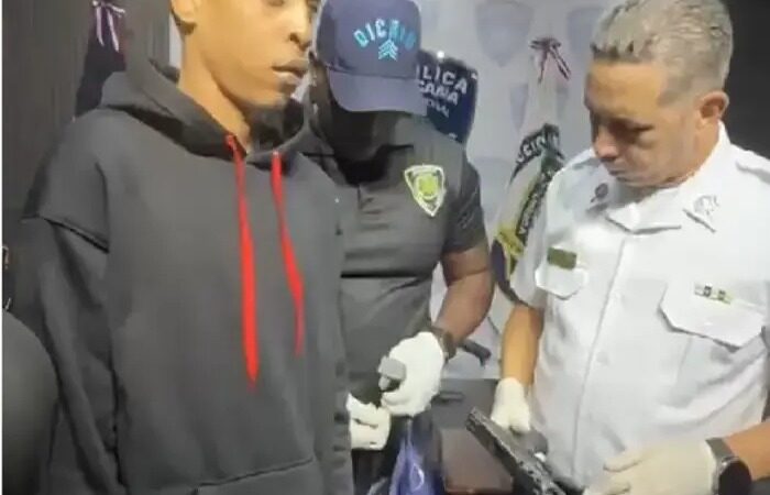 Joven Implicado en Asalto en Villa María se Entrega a las Autoridades