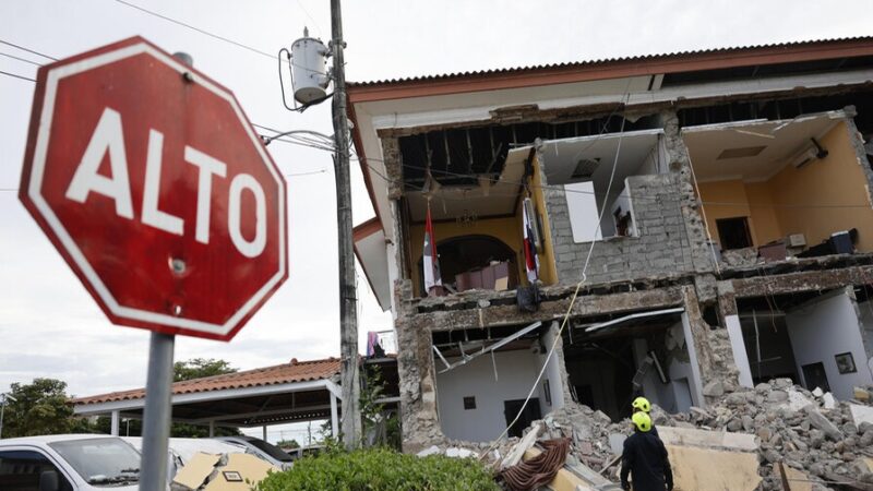 Panamá Sacudida por Más de 100 Réplicas Tras Fuerte Terremoto
