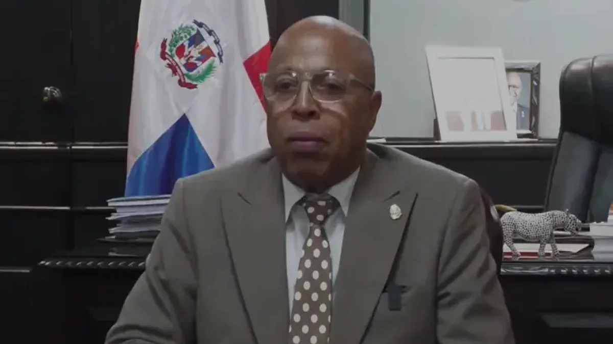 Pacheco Condena Retiro Masivo de Diputados por Incidente en Elías Piña