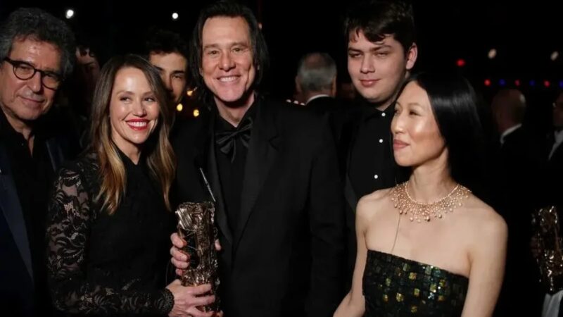 Jim Carrey se casa en secreto con Min Ah en una ceremonia íntima