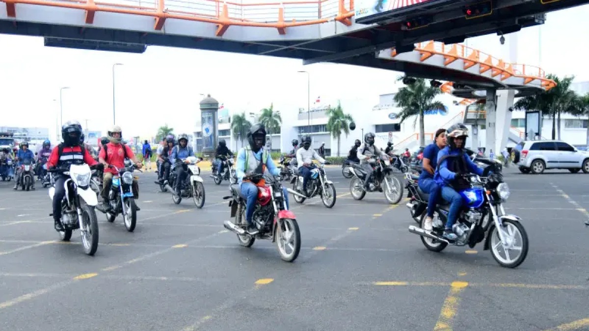 Exigencia de Buenas Conductas Complica Obtención de Licencias para Motoristas