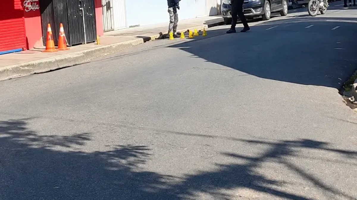 Tragedia en Los Mina: Un muerto y un herido tras tiroteo