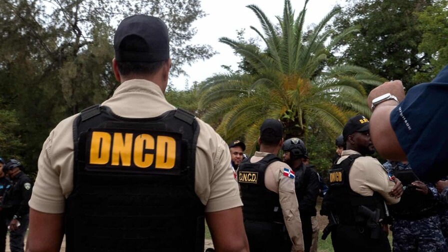 Agentes de la DNCD Enfrentan Cargos por Conspiración de Cocaína en Miami