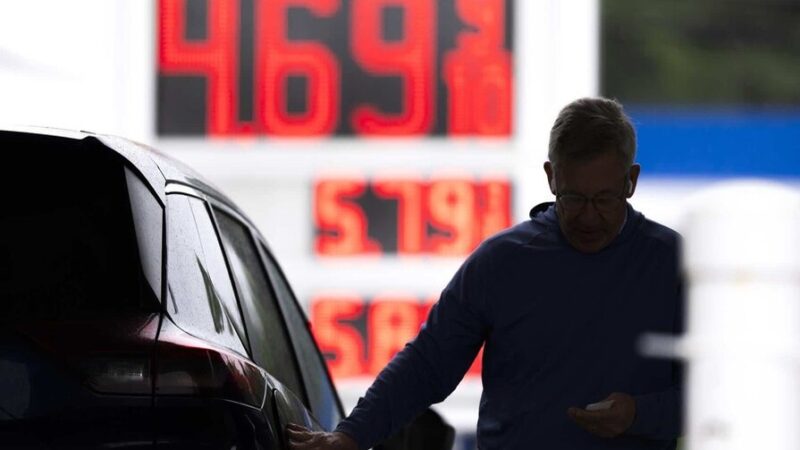 Precio de la Gasolina en EE.UU. Alcanza Récord Histórico