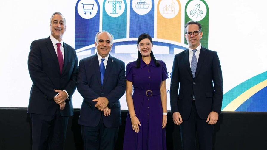 Impulsan Alianza Estratégica entre Panamá y República Dominicana para Fortalecer Competitividad
